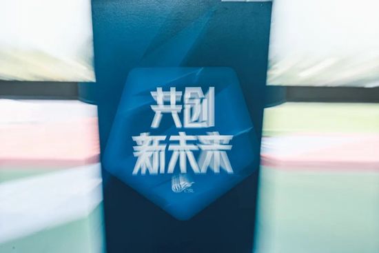 顶入